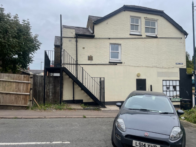 Property photo 1 of 6