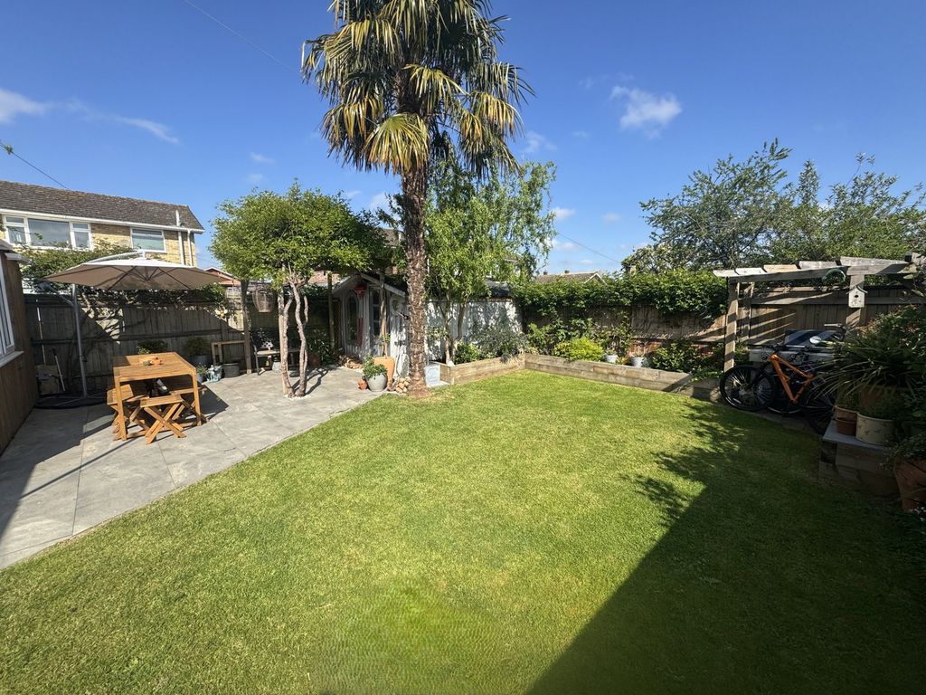 Property photo 1 of 22