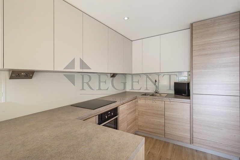 Property photo 3 of 9 Kitchen