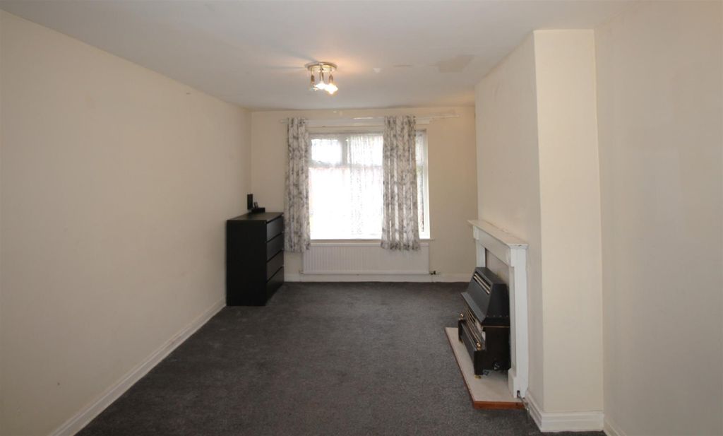 Property photo 2 of 8 Img_2075.Jpg