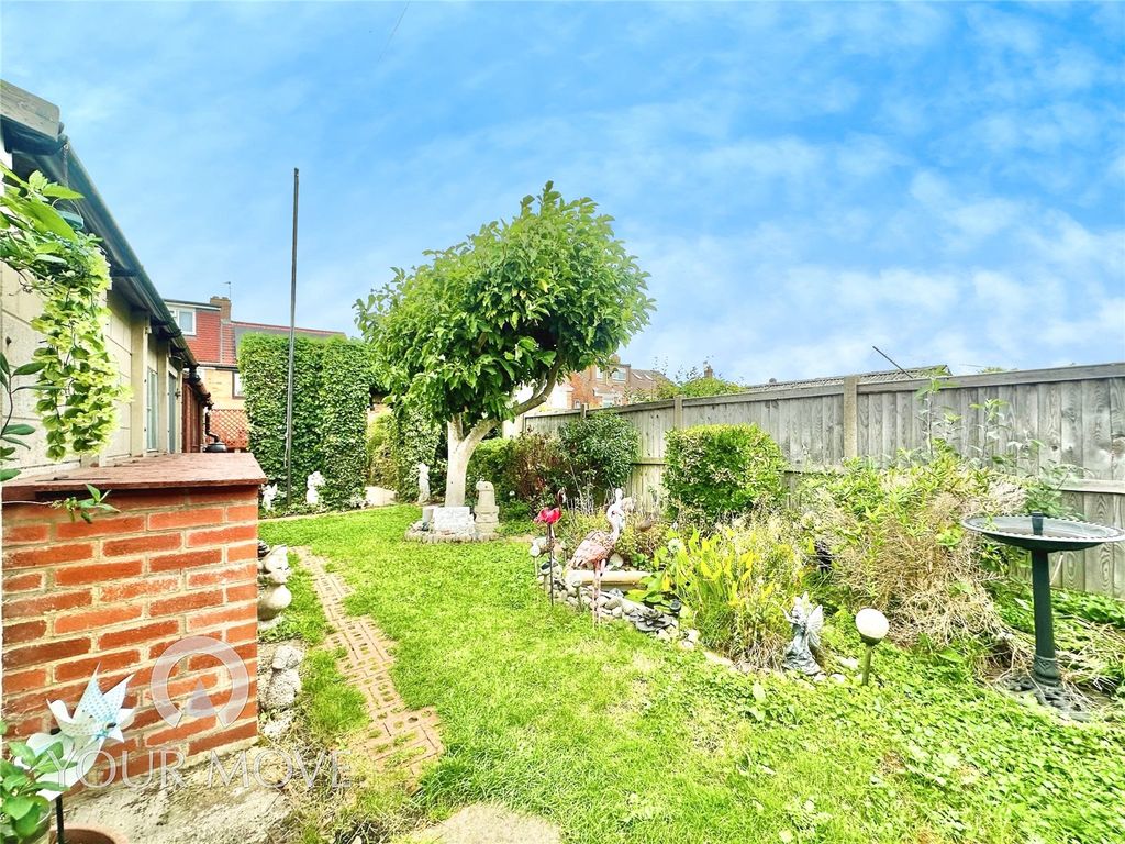 Property photo 3 of 11 #Yourmovedartford