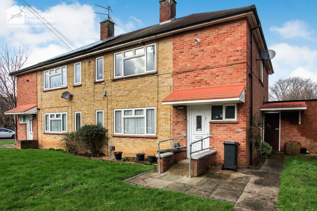 Property photo 1 of 14 Front View