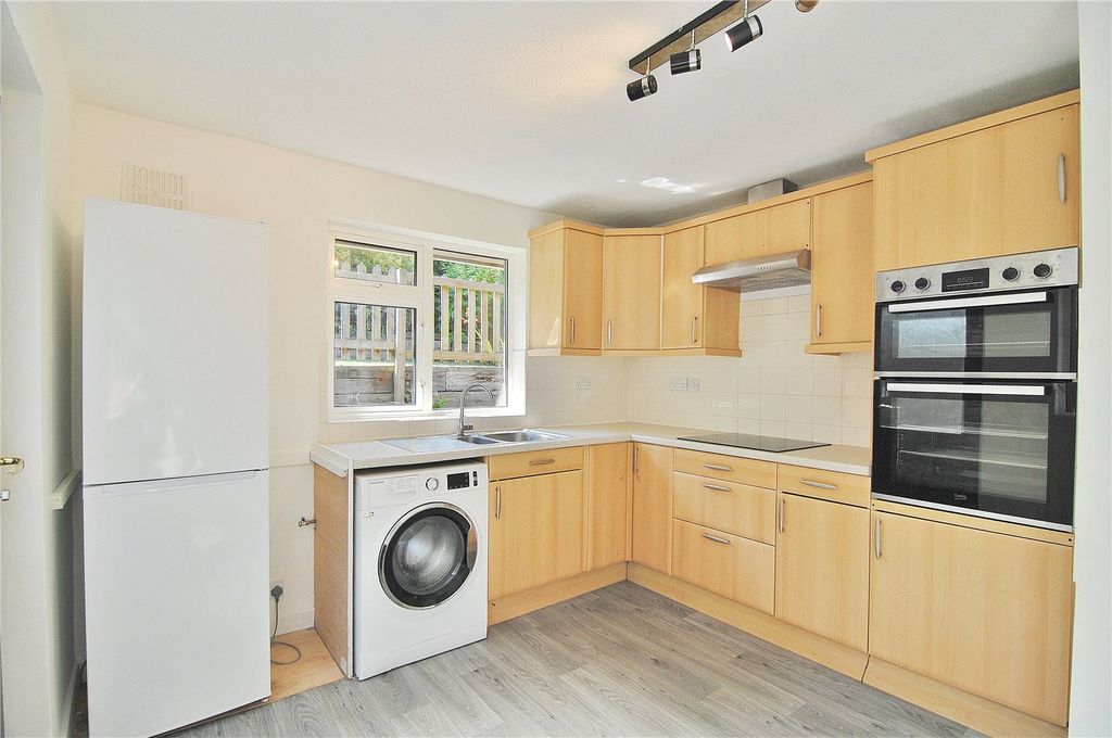 Property photo 3 of 14 Picture No. 20