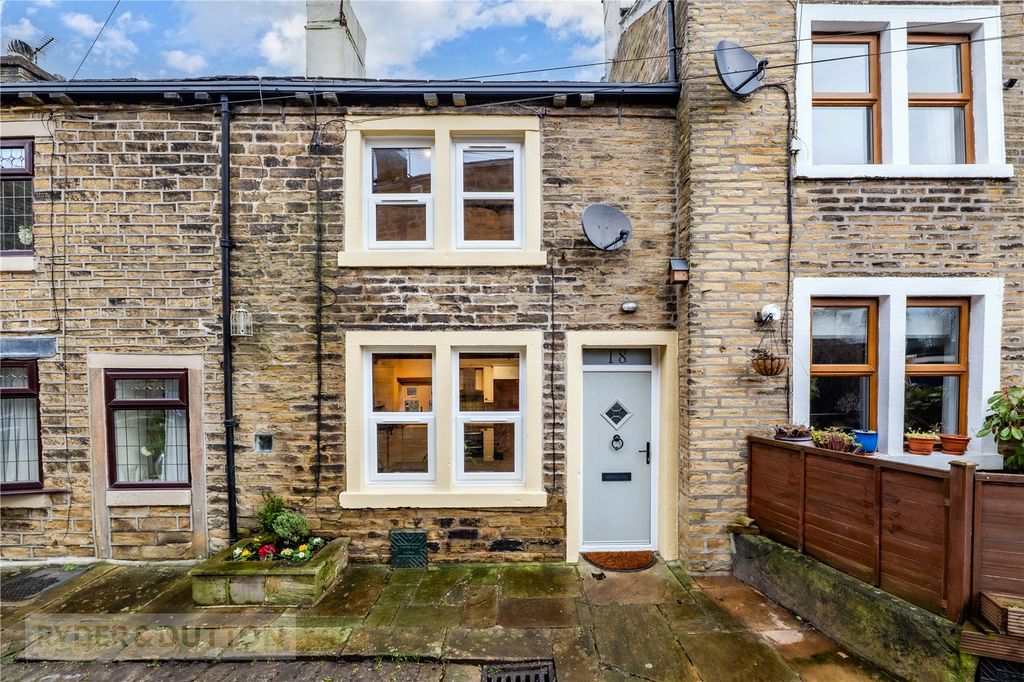 Property photo 2 of 18 Picture No. 01