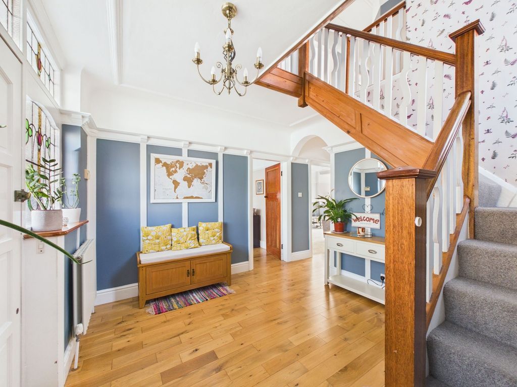 Property photo 3 of 30