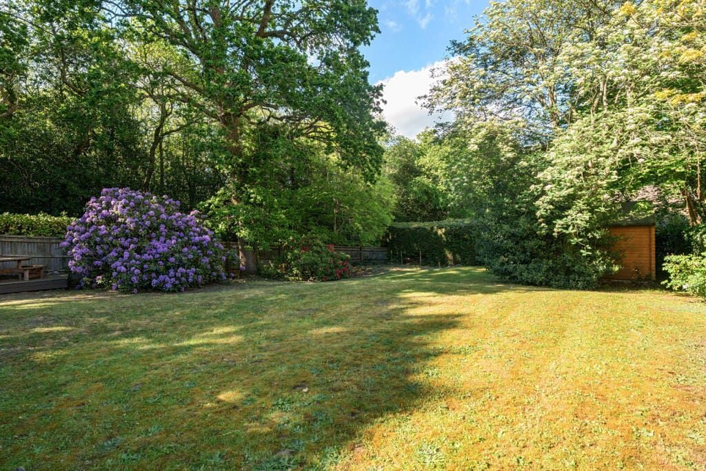 Property photo 2 of 29