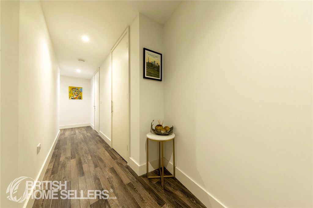 Property photo 3 of 15 Picture No. 14