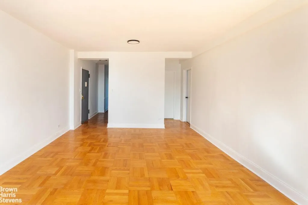 Property photo 2 of 17 <Alttext/>
