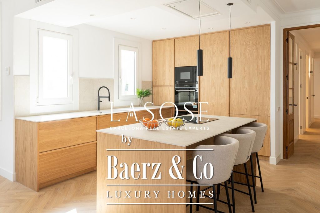 Property photo 3 of 37