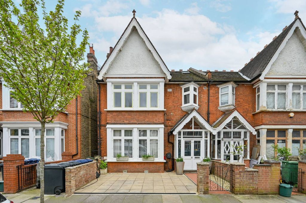 Property photo 1 of 6