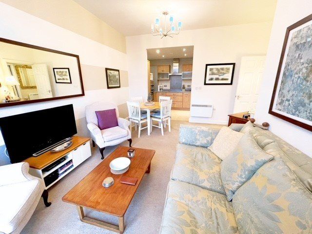 Property photo 2 of 14 Picture No. 02