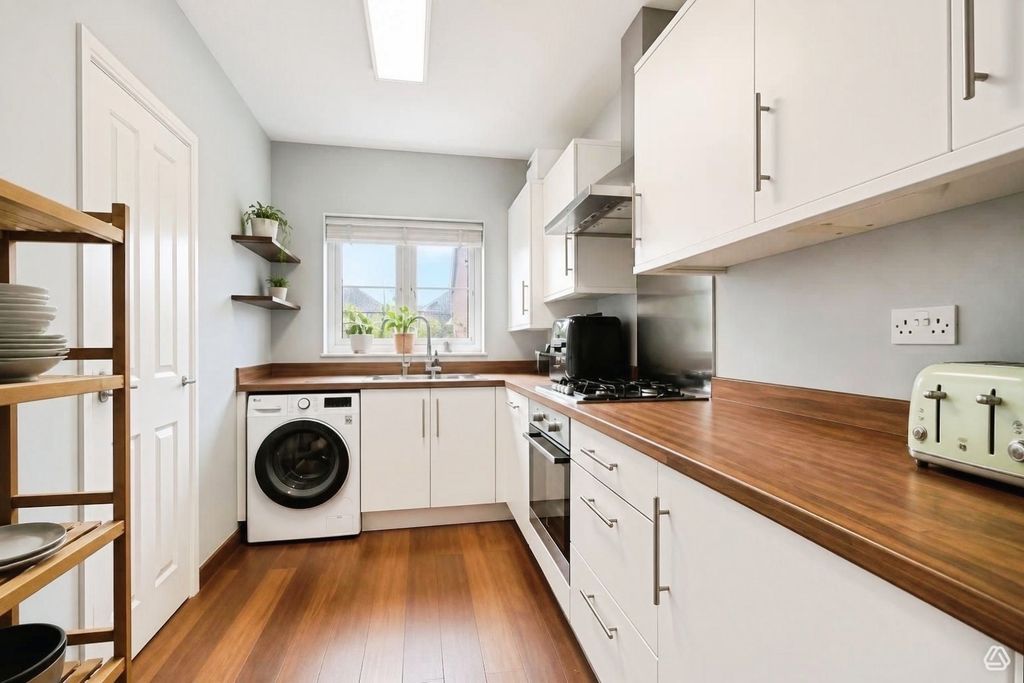 Property photo 2 of 10 Pbox-Img.Jpg