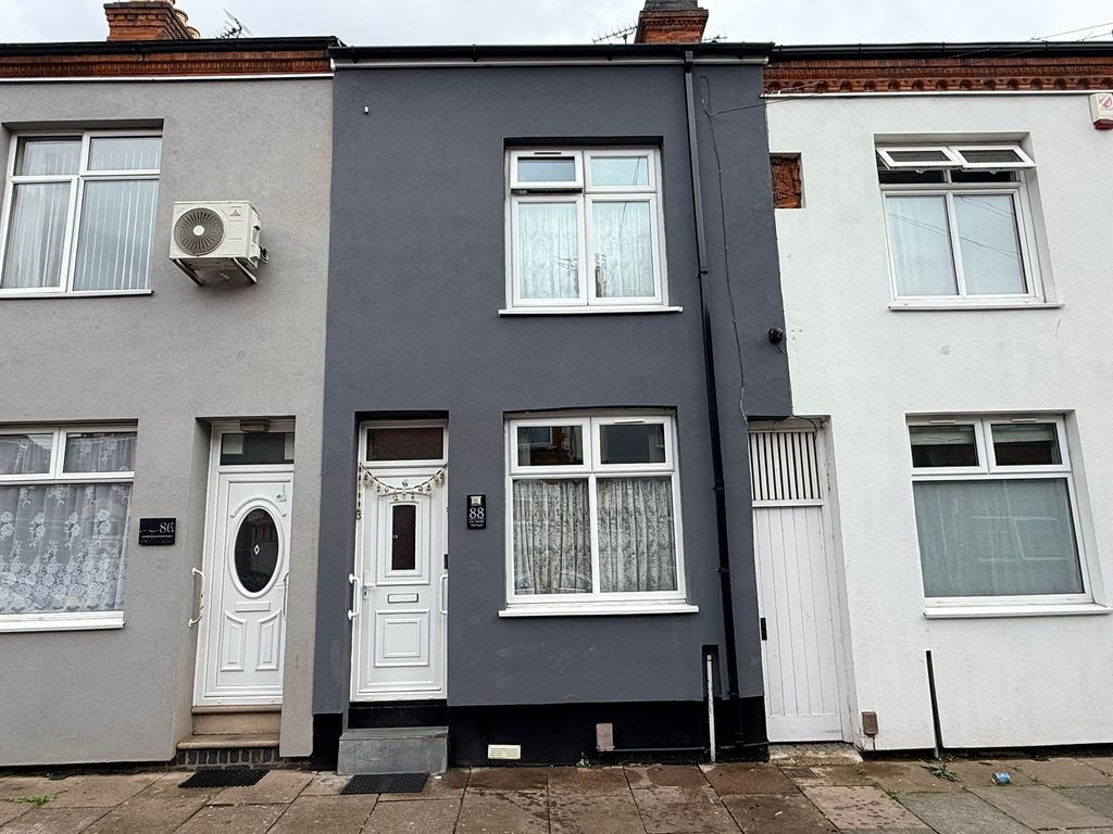 Property photo 1 of 19
