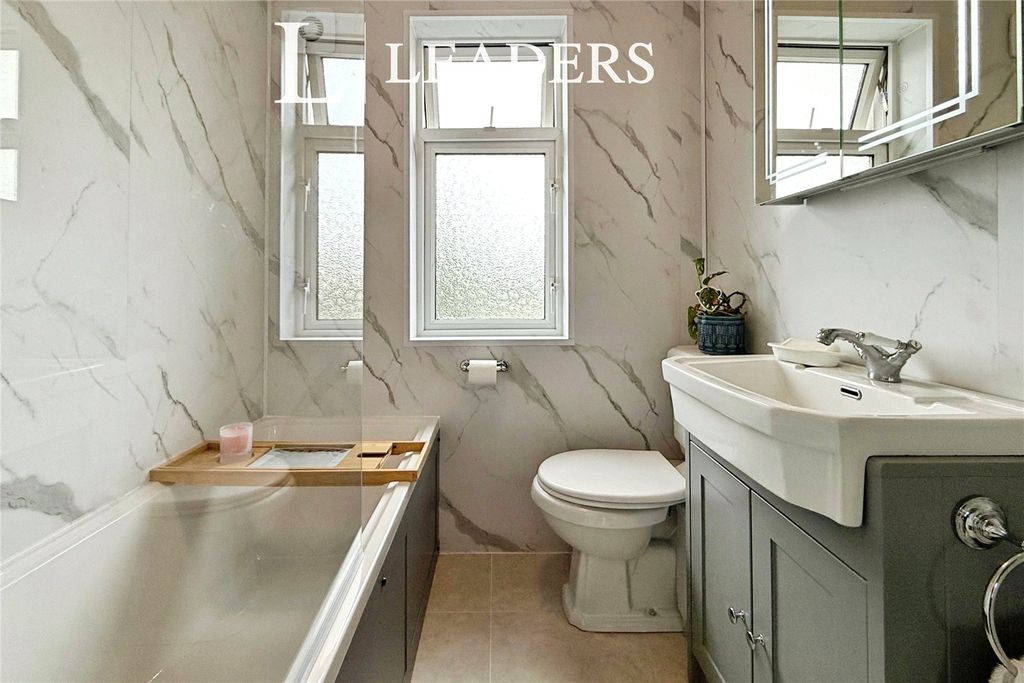 Property photo 3 of 22 Modern Bathroom
