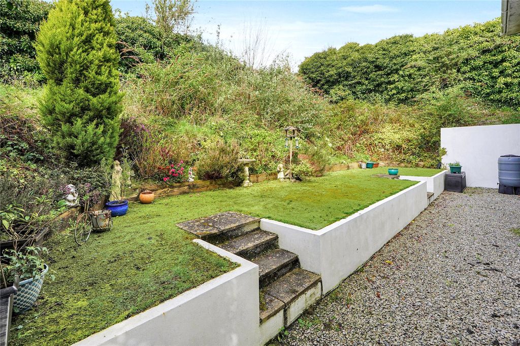 Property photo 2 of 10 Picture No. 05