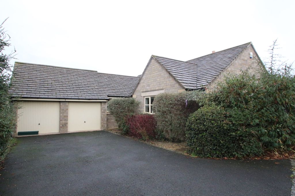 Property photo 1 of 14 Cam01740G0-Pr0305-Still002