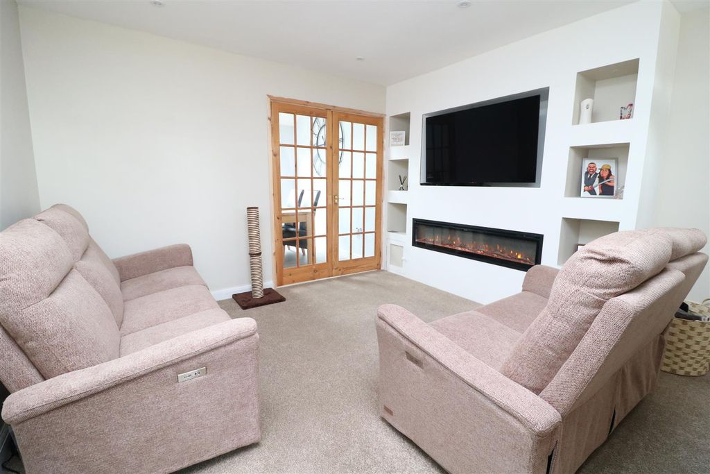 Property photo 2 of 11 Img_6712.Jpg