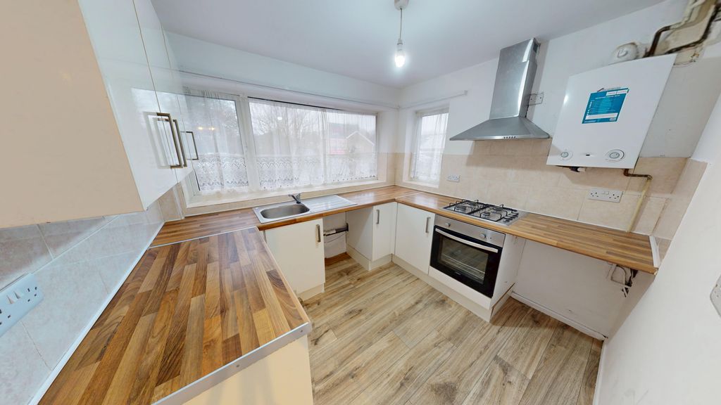 Property photo 3 of 7 16-Glenbrook-Drive-01232026_155924