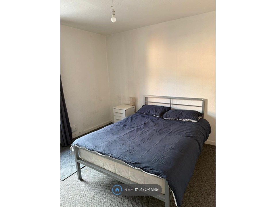 Property photo 1 of 3