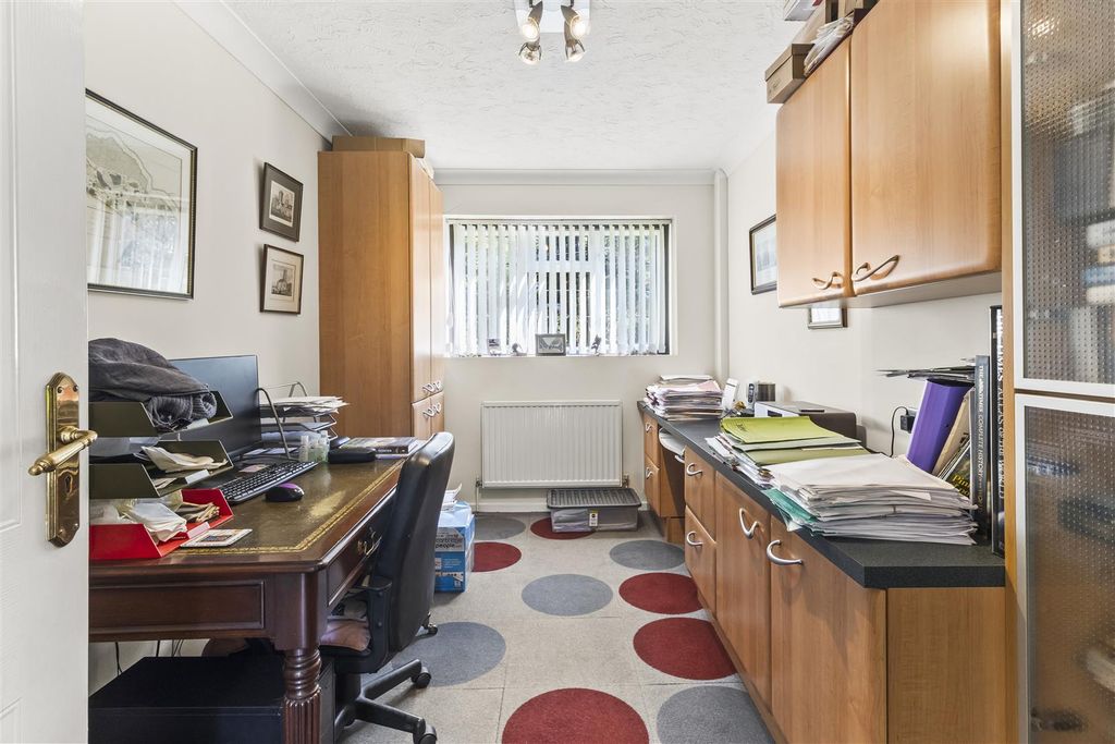 Additional image 15 of 4 bed detached house for saleChurch Street, Willingdon, Eastbourne BN22