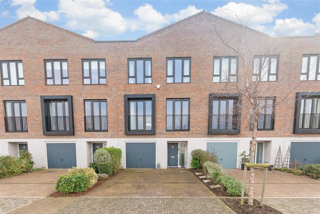 Property photo 2 of 16 External Web