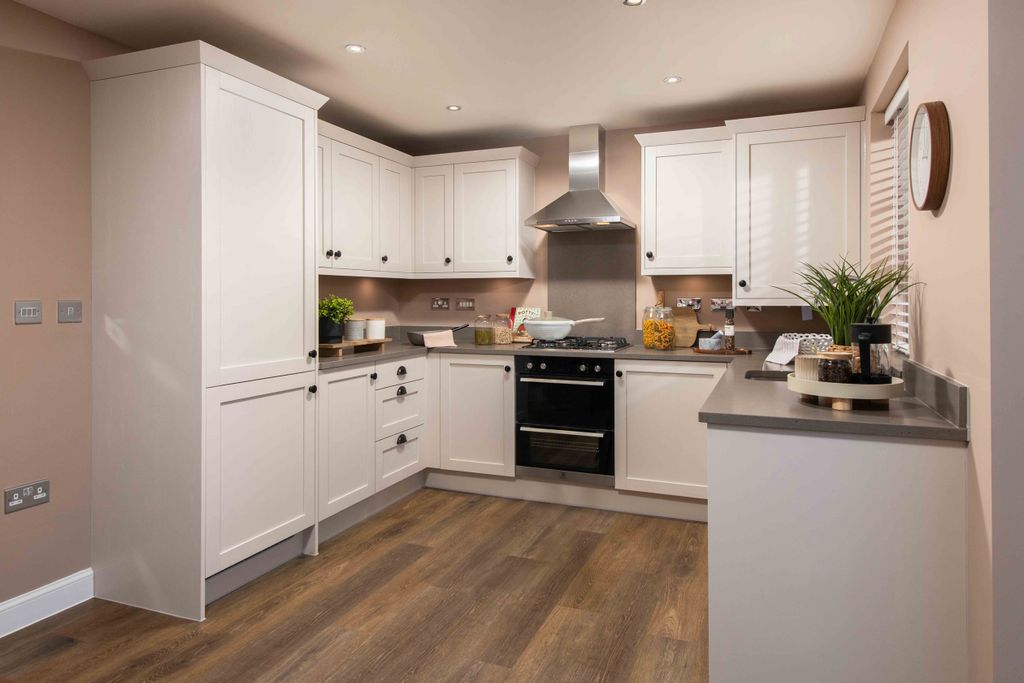 Property photo 2 of 9 Ellerton Dining Kitchen
