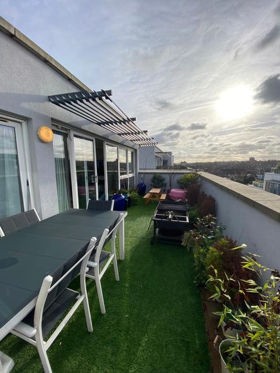 Property photo 2 of 13 Photo 14