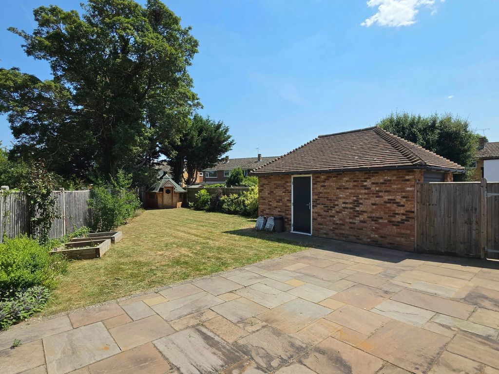 Property photo 2 of 44