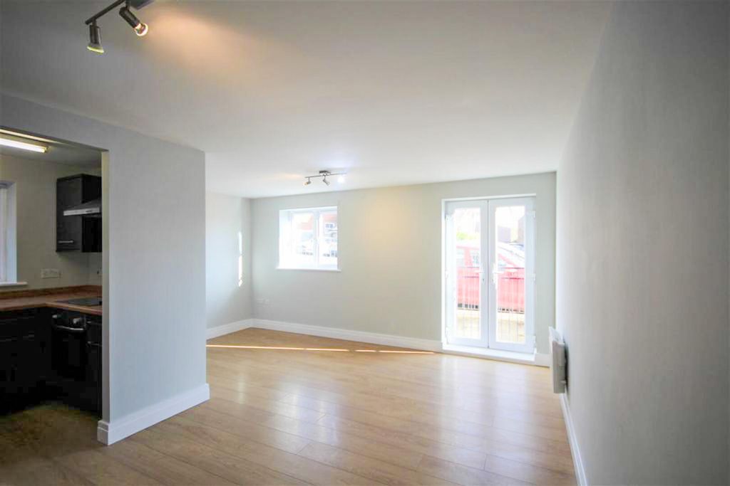 Property photo 2 of 7 Living Room