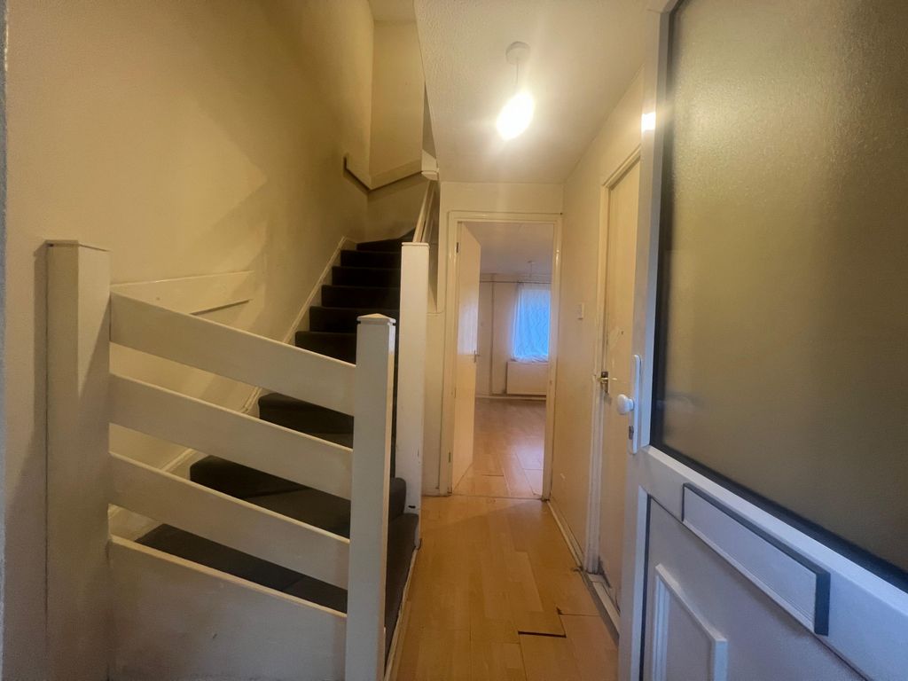 Property photo 2 of 11 Gallery