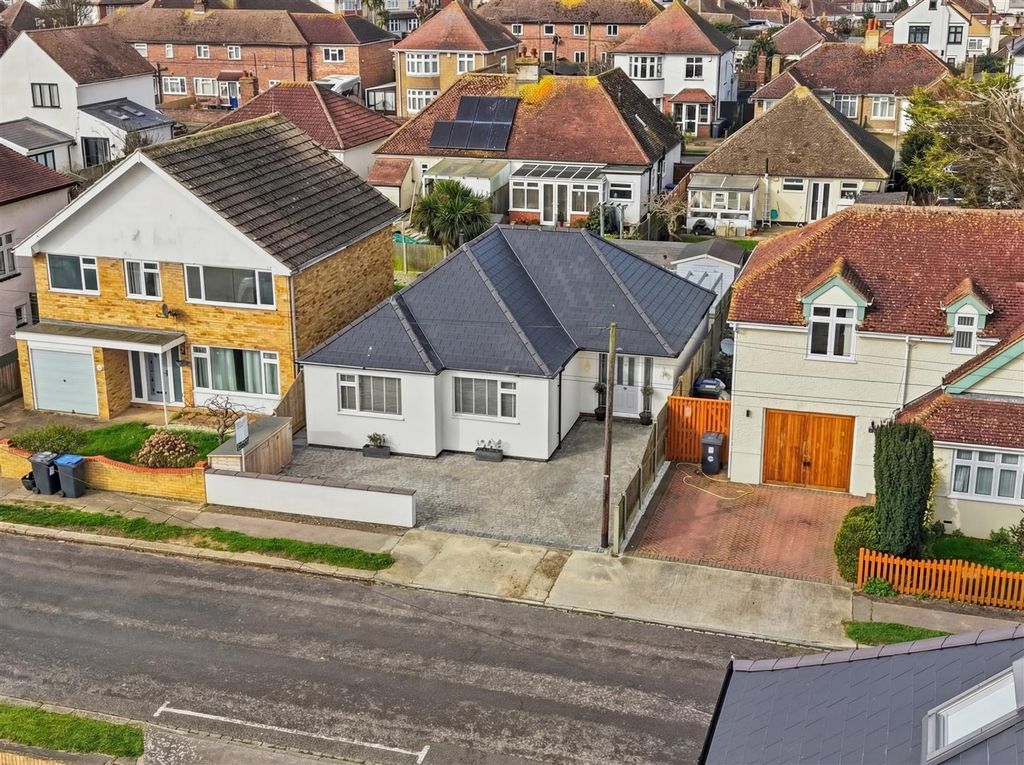 Property photo 1 of 27 21 Oxenden (1).Jpeg