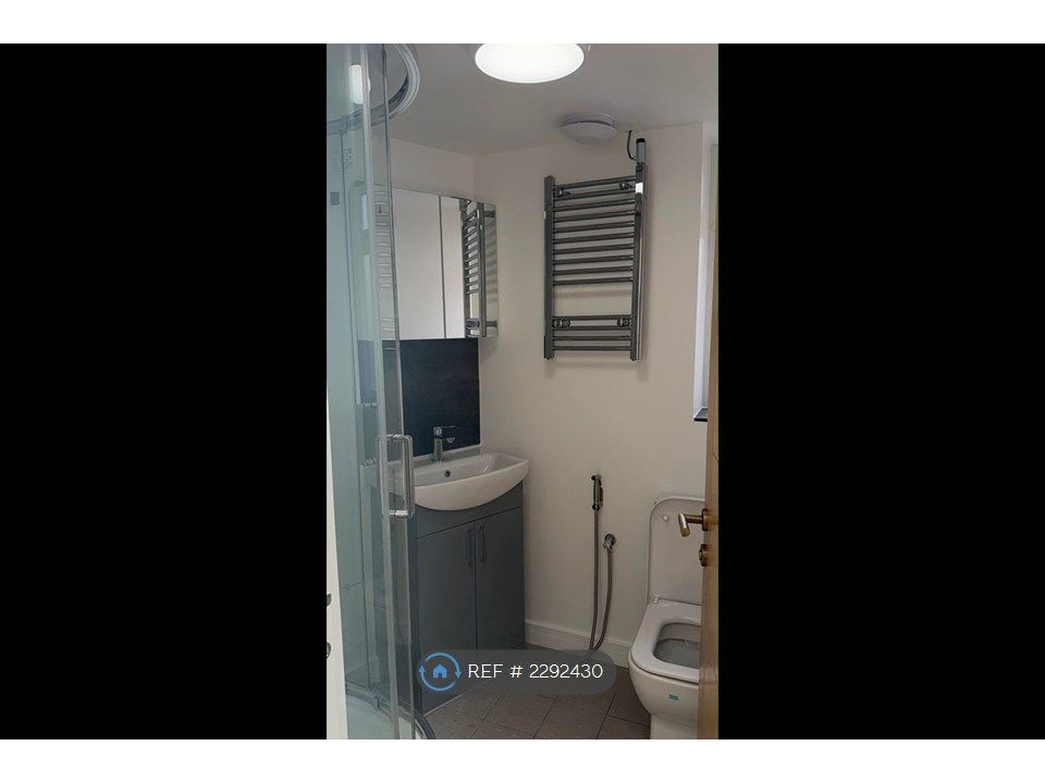 Property photo 3 of 3