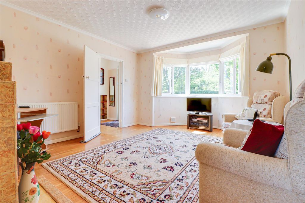 Property photo 3 of 24