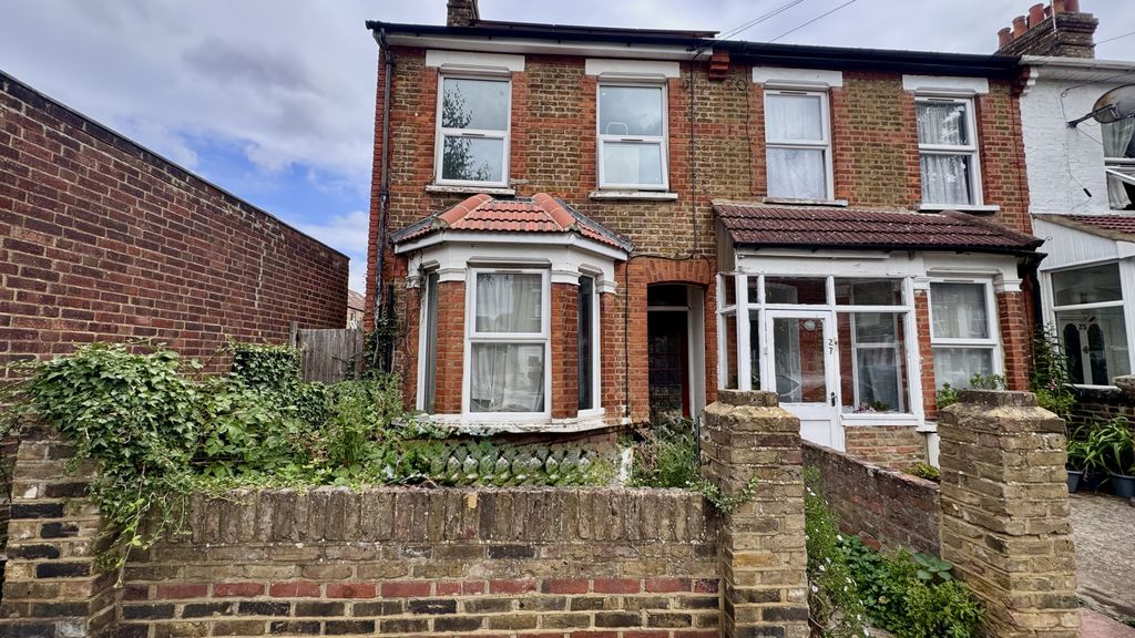 Property photo 1 of 11