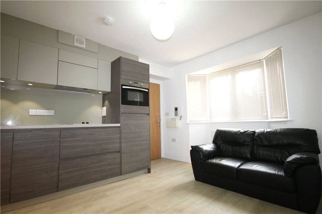 Property photo 2 of 7 Reception/Kitchen