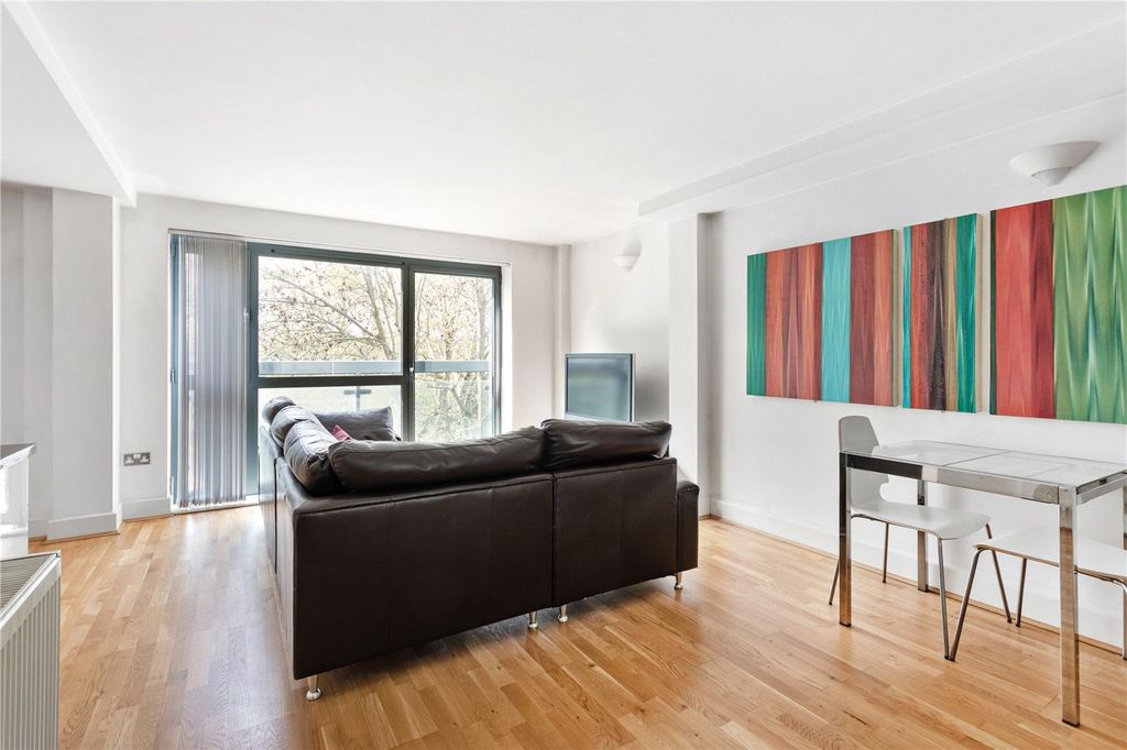 Property photo 2 of 12 Picture No. 09