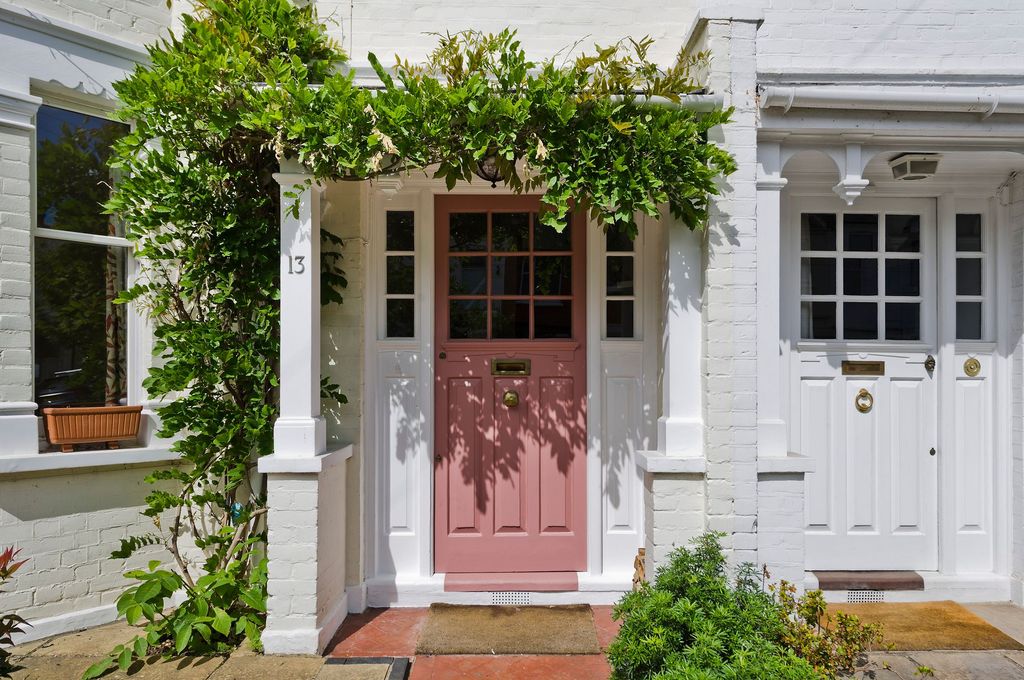 Property photo 1 of 22