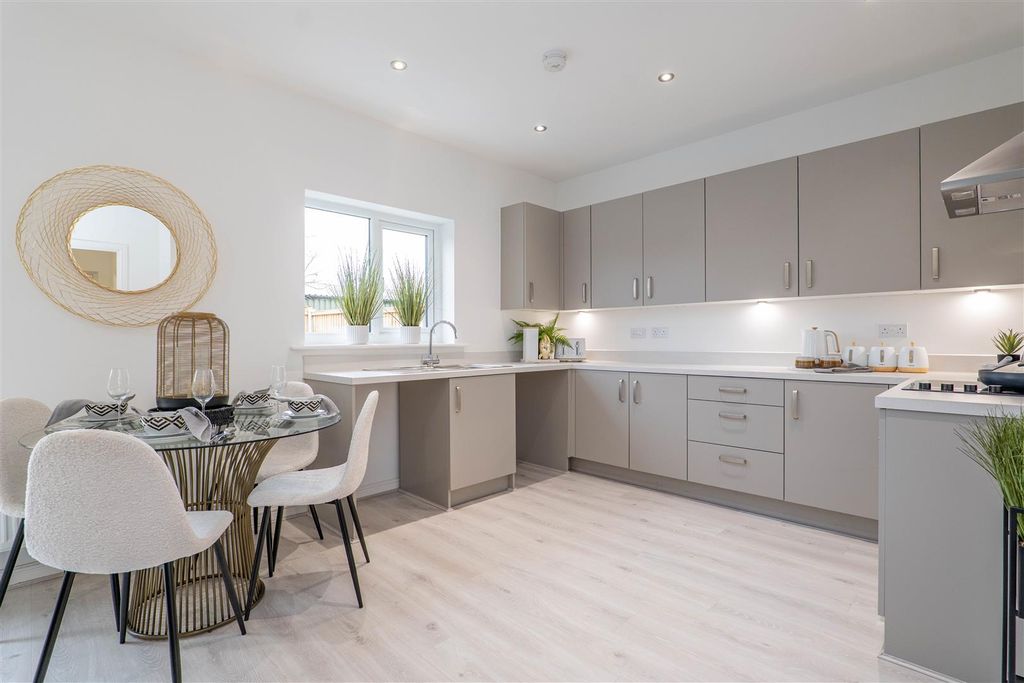 Property photo 3 of 13 Kitchen/Dining/Living