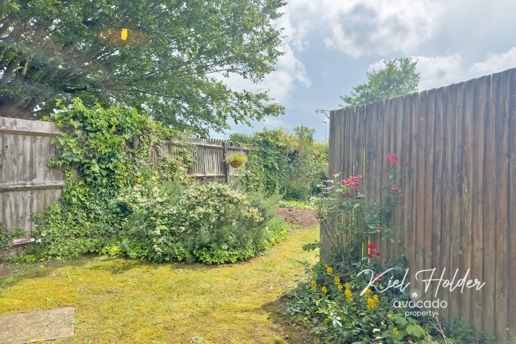 Property photo 3 of 19 5221603