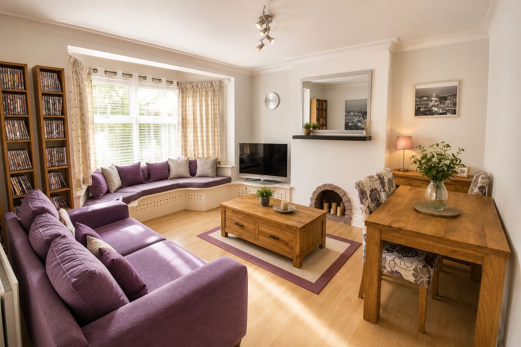 Property photo 2 of 8 5355971