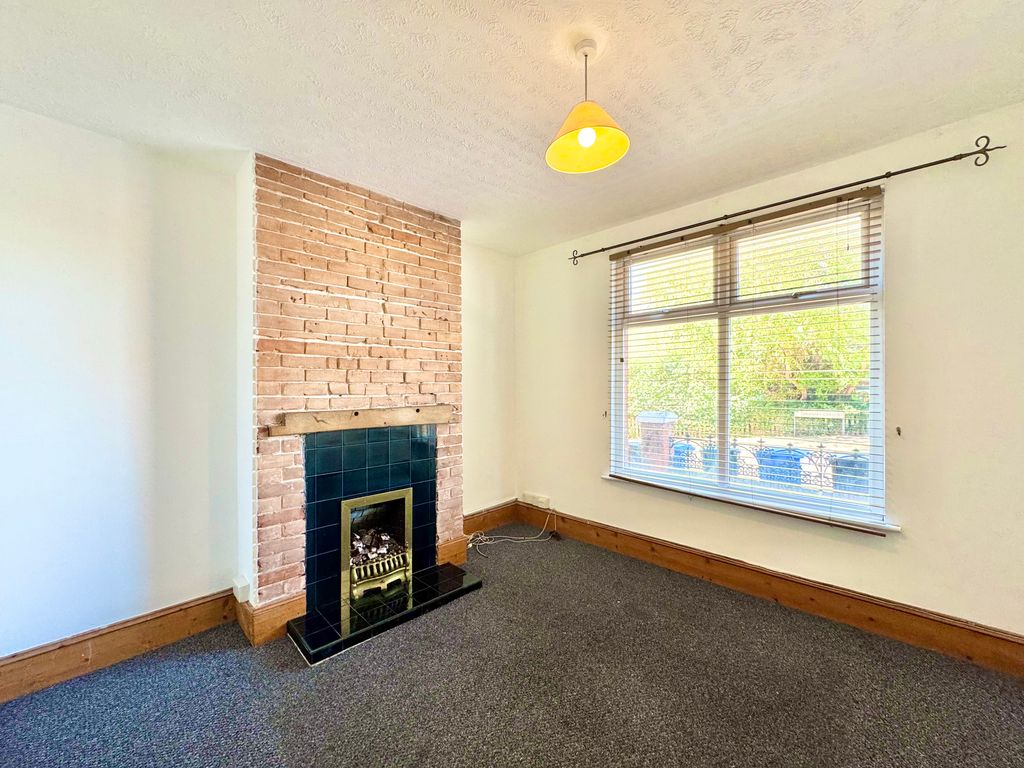 Property photo 2 of 15 Living Room