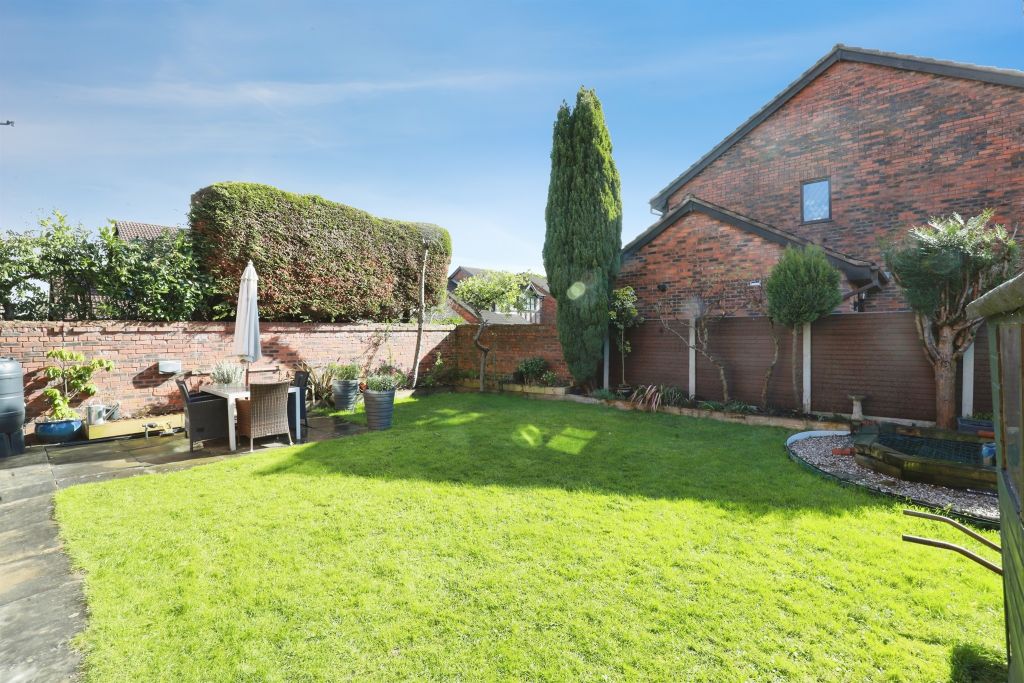 Property photo 3 of 18