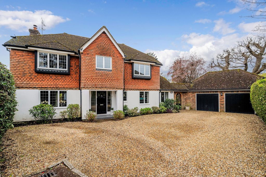 Property photo 1 of 25