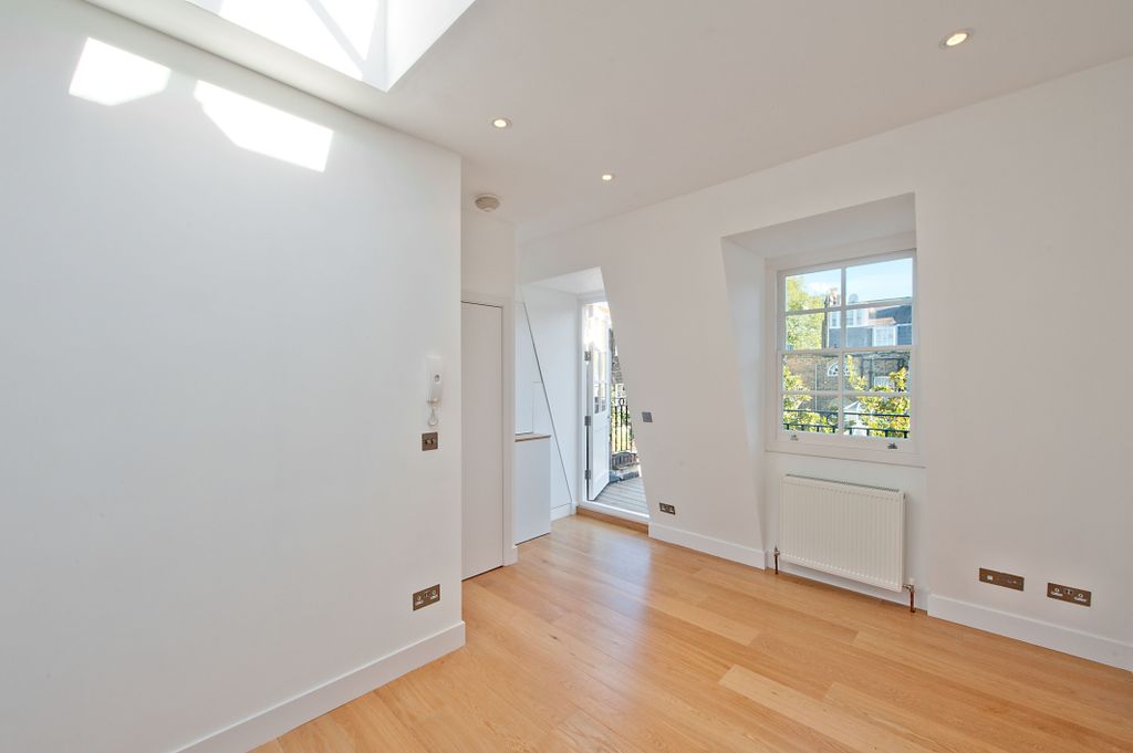 Property photo 1 of 4