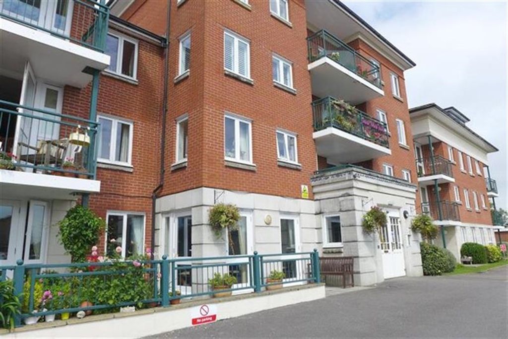 Property photo 1 of 14 (Main)