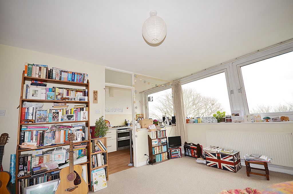 Property photo 3 of 9