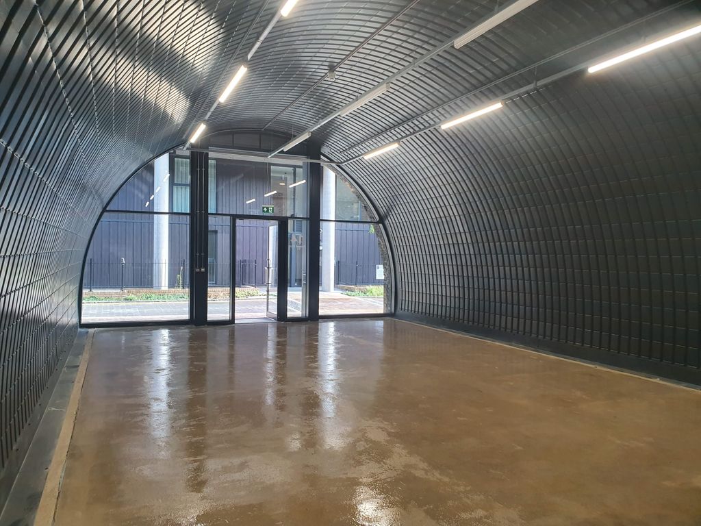 Property photo 2 of 3