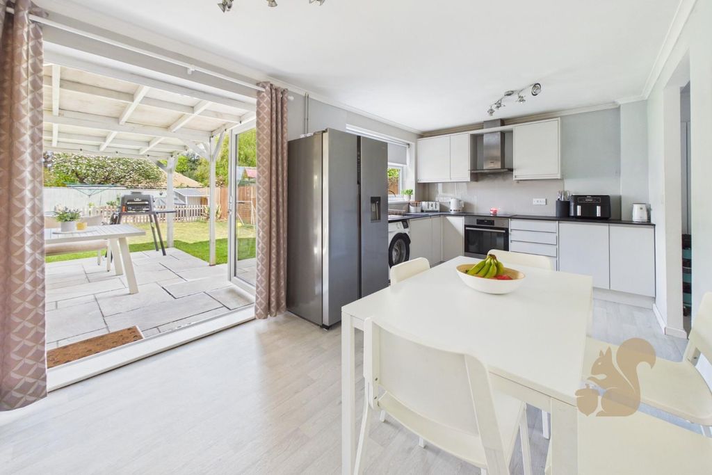 Property photo 3 of 22 Kitchen/Diner