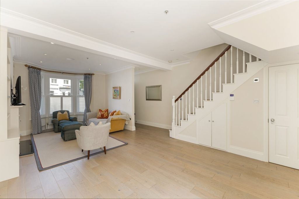 Property photo 3 of 13 Picture No. 22