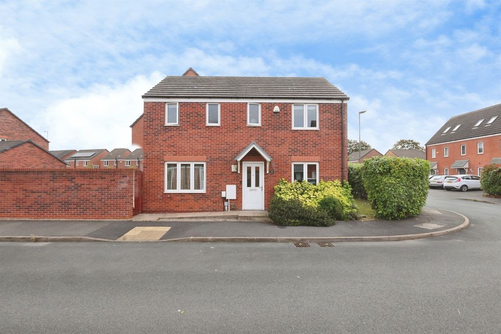 Property photo 2 of 34